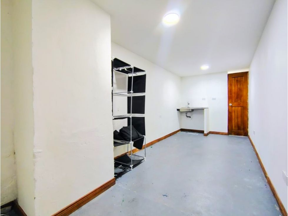 Apartaestudio en arriendo Antioquia Itagüí Centro 20 m2 Habitaciones 1 Baños 1 Garajes 0 Precio $750000