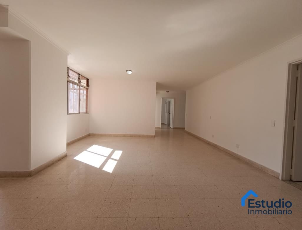 Apartamento en venta Antioquia Medellín La Candelaria 157 m2 Habitaciones 4 Baños 2 Garajes 1 Precio $470000000