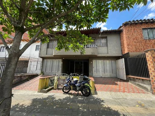 Casa en venta Antioquia Medellín La Palma 499 m2 Habitaciones 11 Baños 7 Garajes 2 Precio $1570000000