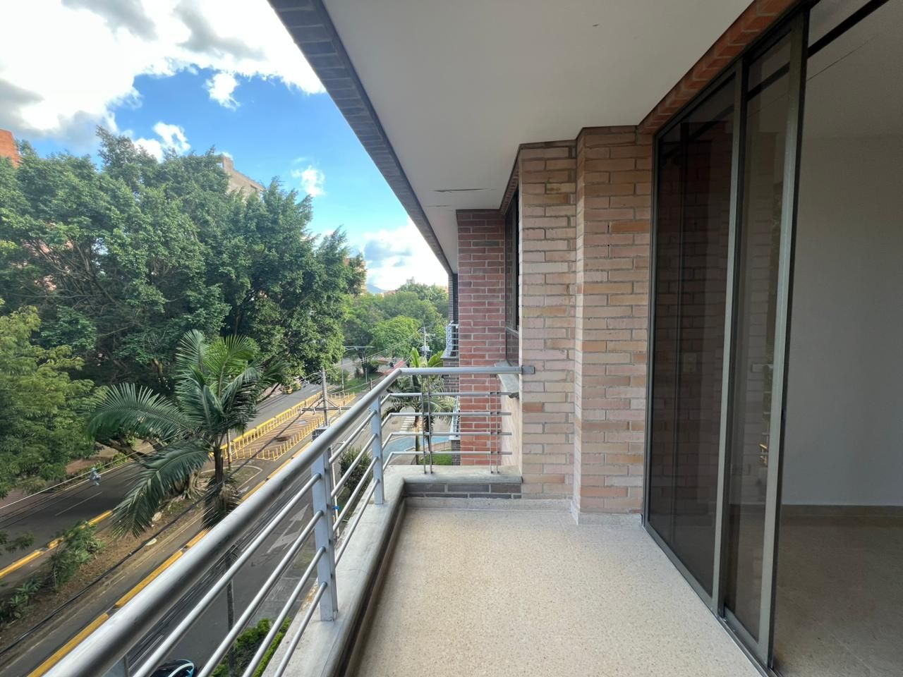 Apartamento en arriendo Antioquia Medellín Calasanz 70 m2 Habitaciones 2 Baños 1 Garajes 1 Precio $2700000