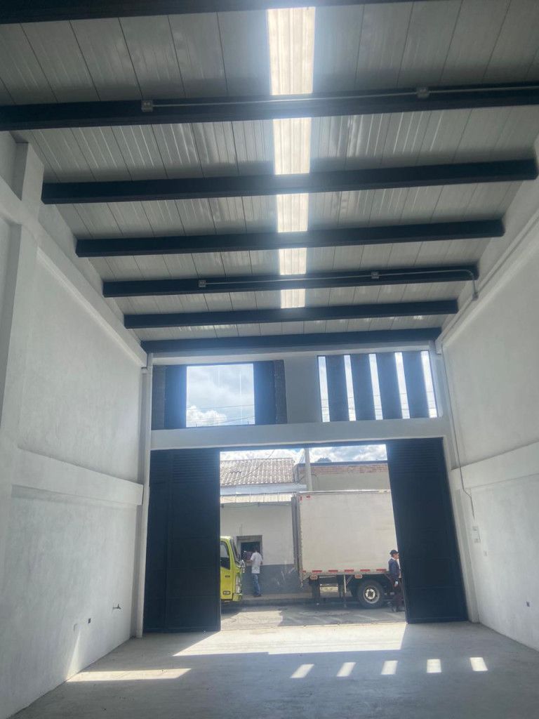Bodega en arriendo Antioquia La Ceja Centro 136 m2 Habitaciones 0 Baños 0 Garajes 0 Precio $4600000