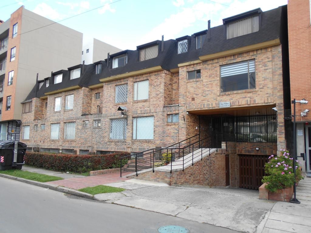 Casa en venta Cundinamarca Bogotá Las Villas 80 m2 Habitaciones 3 Baños 3 Garajes 1 Precio $475000000