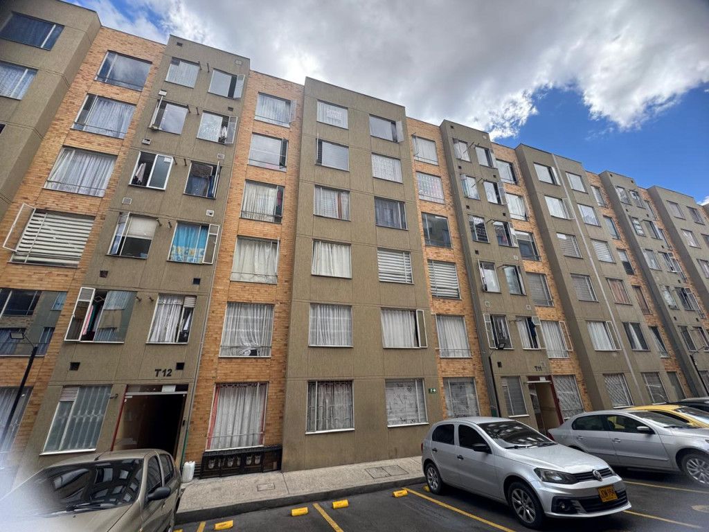 Apartamento en venta Cundinamarca Bogotá Cr Molinos Del Milenio 42 m2 Habitaciones 3 Baños 1 Garajes 0 Precio $160000000