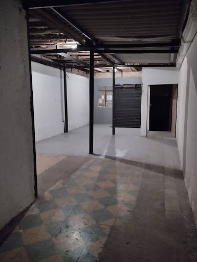 Bodega en venta Risaralda Pereira Br Pinares De San Martin 208 m2 Habitaciones 0 Baños 1 Garajes 0 Precio $450000000