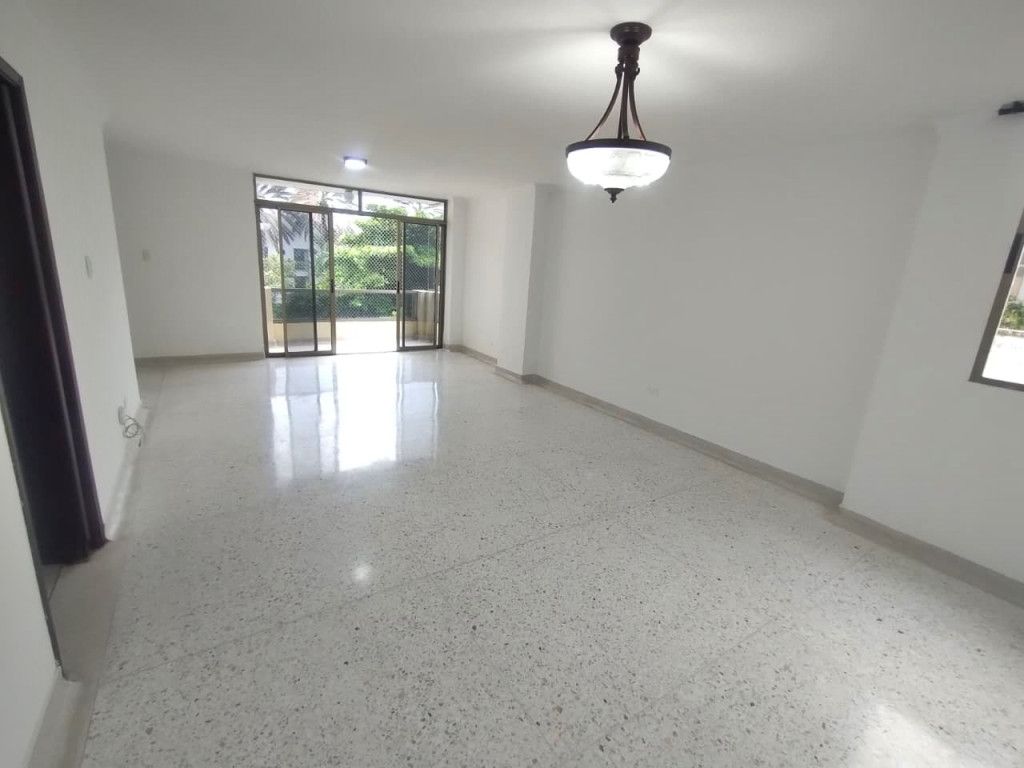 Apartamento en arriendo Atlántico Barranquilla La Campiña 131 m2 Habitaciones 3 Baños 3 Garajes 1 Precio $2200000