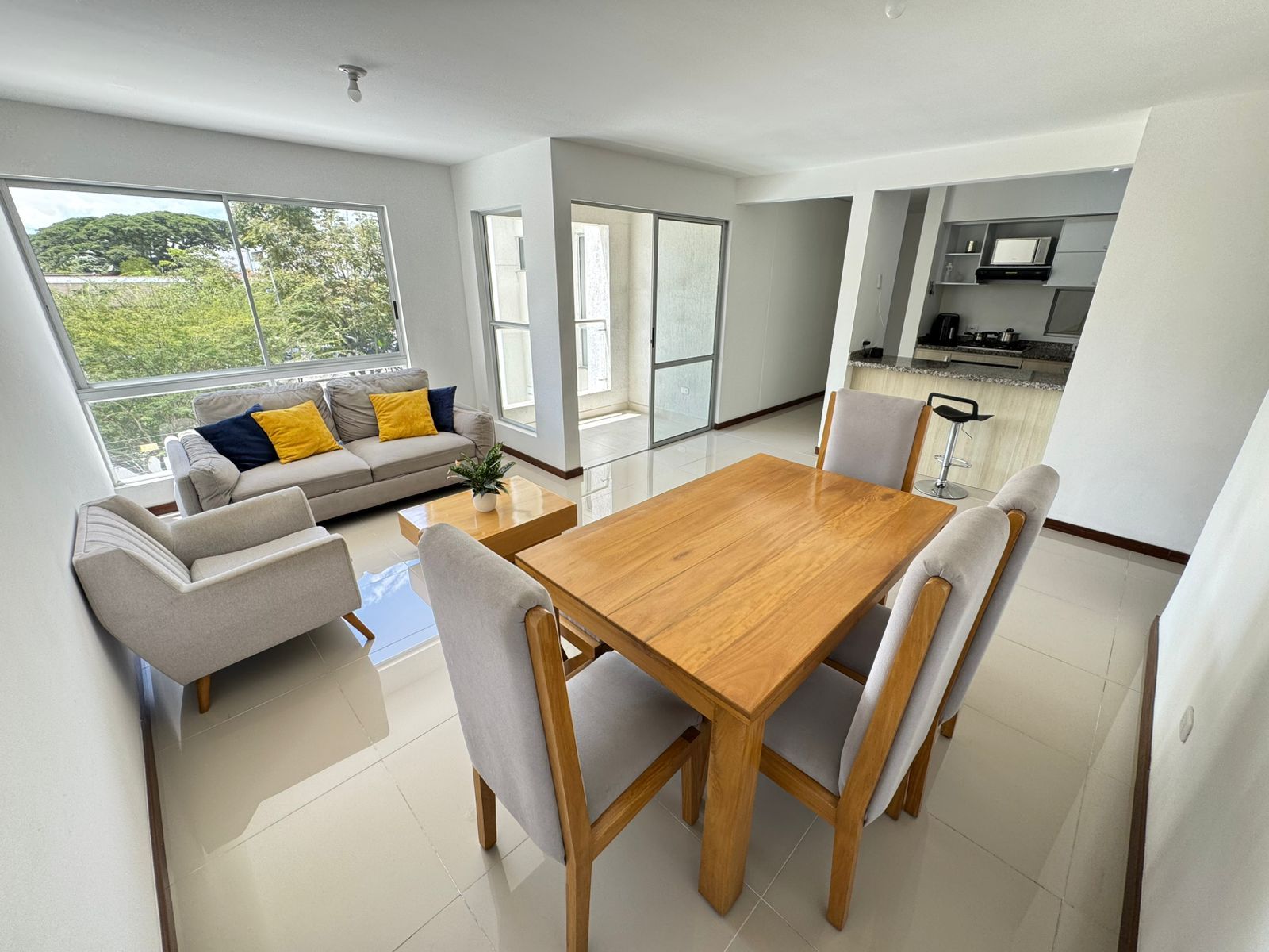 Apartamento en venta Valle Del Cauca Palmira Palmira 111 m2 Habitaciones 3 Baños 3 Garajes 2 Precio $600000000