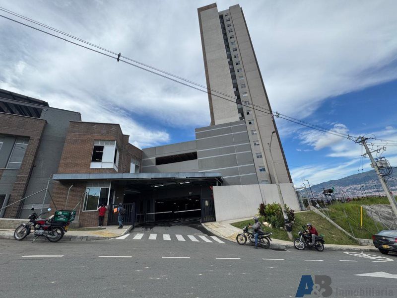 Apartamento en arriendo Antioquia Medellín Santa Rosa De Lima 77 m2 Habitaciones 3 Baños 2 Garajes 1 Precio $3550000