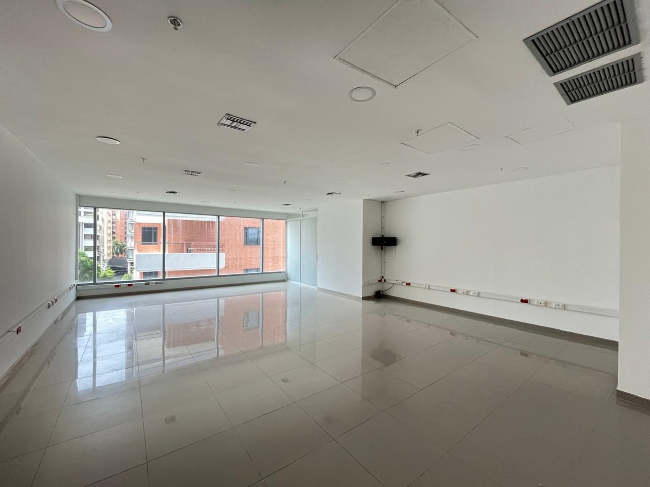 Oficina en venta Atlántico Barranquilla Altos Del Prado 73 m2 Habitaciones 0 Baños 1 Garajes 1 Precio $610000000