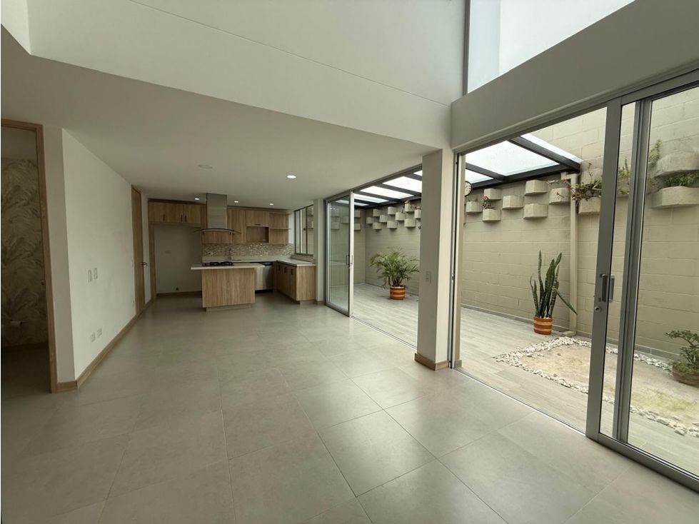 Casa en arriendo Antioquia Rionegro Gualanday 168 m2 Habitaciones 3 Baños 4 Garajes 2 Precio $6000000