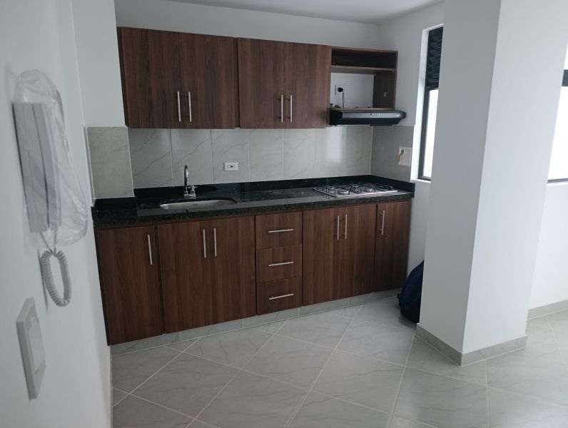 Apartamento en arriendo Antioquia Envigado Los Naranjos 90 m2 Habitaciones 3 Baños 2 Garajes 0 Precio $2300000
