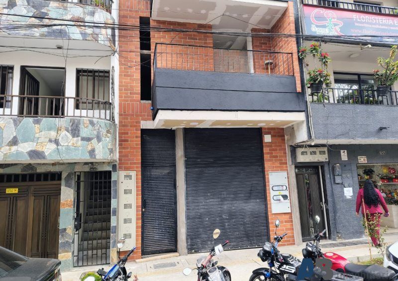 Local en arriendo Antioquia Itagüí Las Mercedes 97 m2 Habitaciones 0 Baños 1 Garajes 0 Precio $6500000
