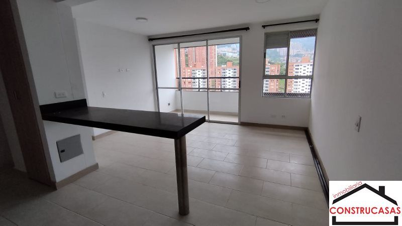 Apartamento en arriendo Antioquia Medellín Santa Rosa De Lima 57 m2 Habitaciones 3 Baños 2 Garajes 1 Precio $2350000
