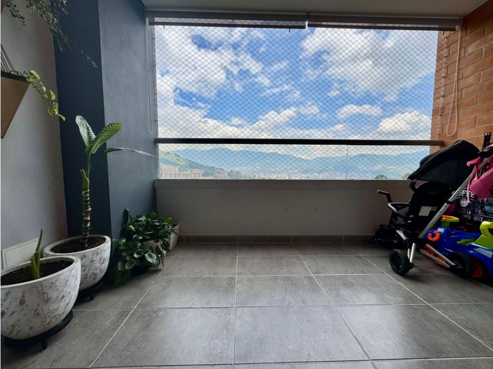 Apartamento en venta Antioquia Envigado El Chinguí 90 m2 Habitaciones 3 Baños 2 Garajes 2 Precio $750000000