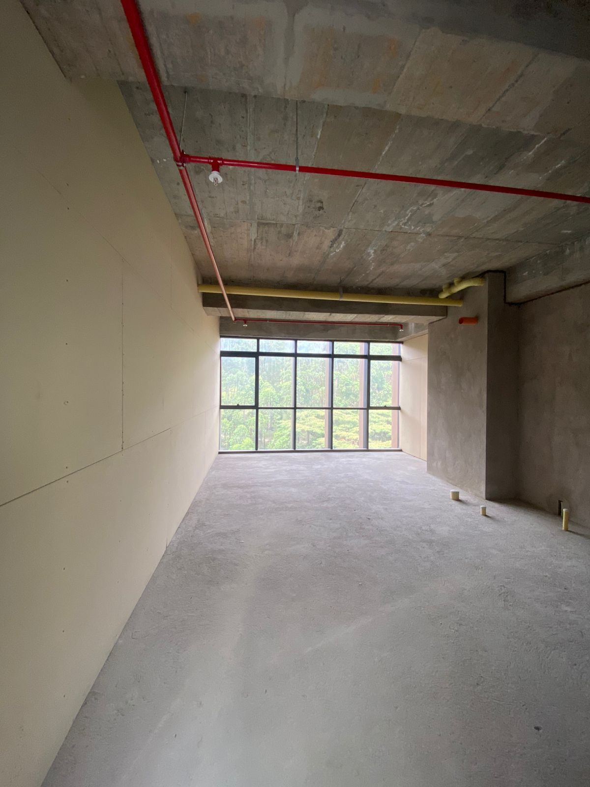 Oficina en arriendo Antioquia Medellín Altos Del Poblado 80 m2 Habitaciones 0 Baños 2 Garajes 2 Precio $7000000