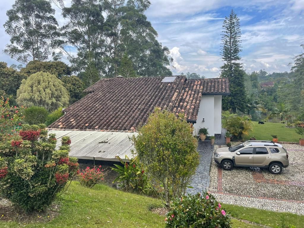 Casa Campestre en venta Antioquia El Carmen De Viboral El Centro 400 m2 Habitaciones 6 Baños 5 Garajes 0 Precio $2300000000