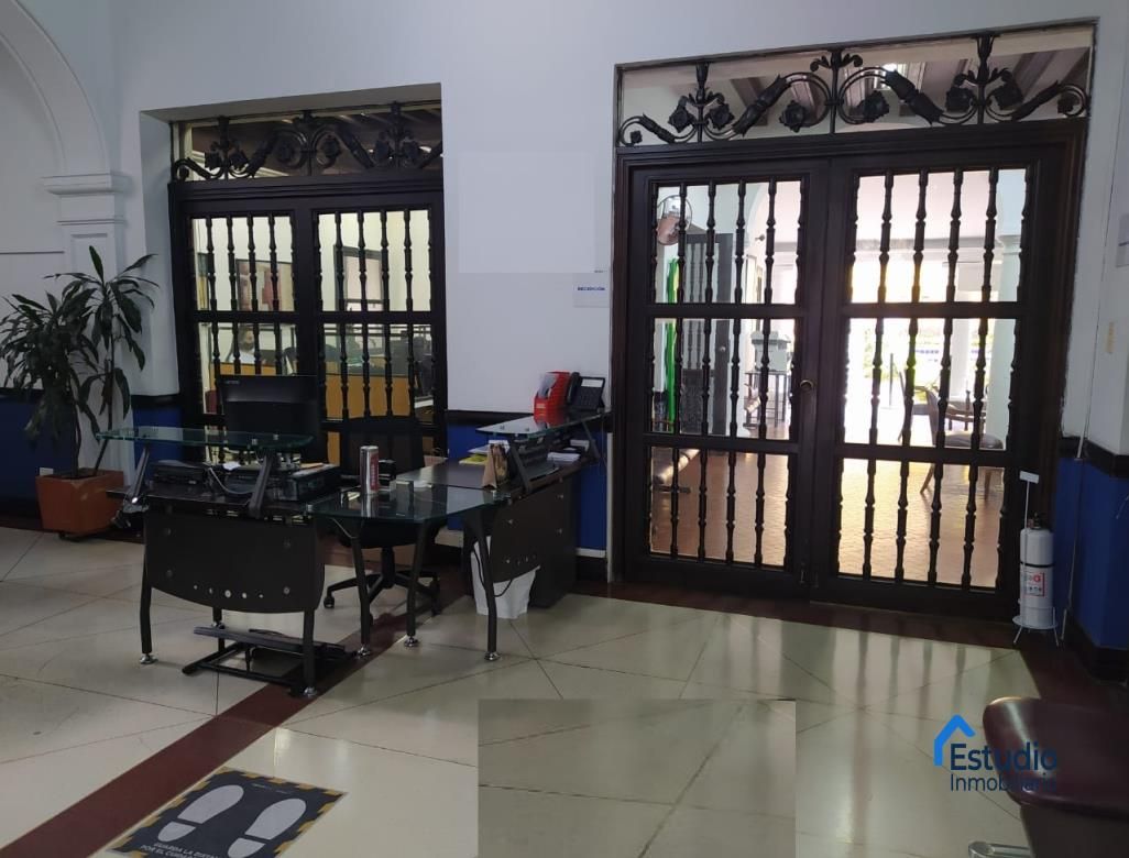 Casa en venta Antioquia Medellín Villanueva 1060 m2 Habitaciones 5 Baños 3 Garajes 1 Precio $6370000000