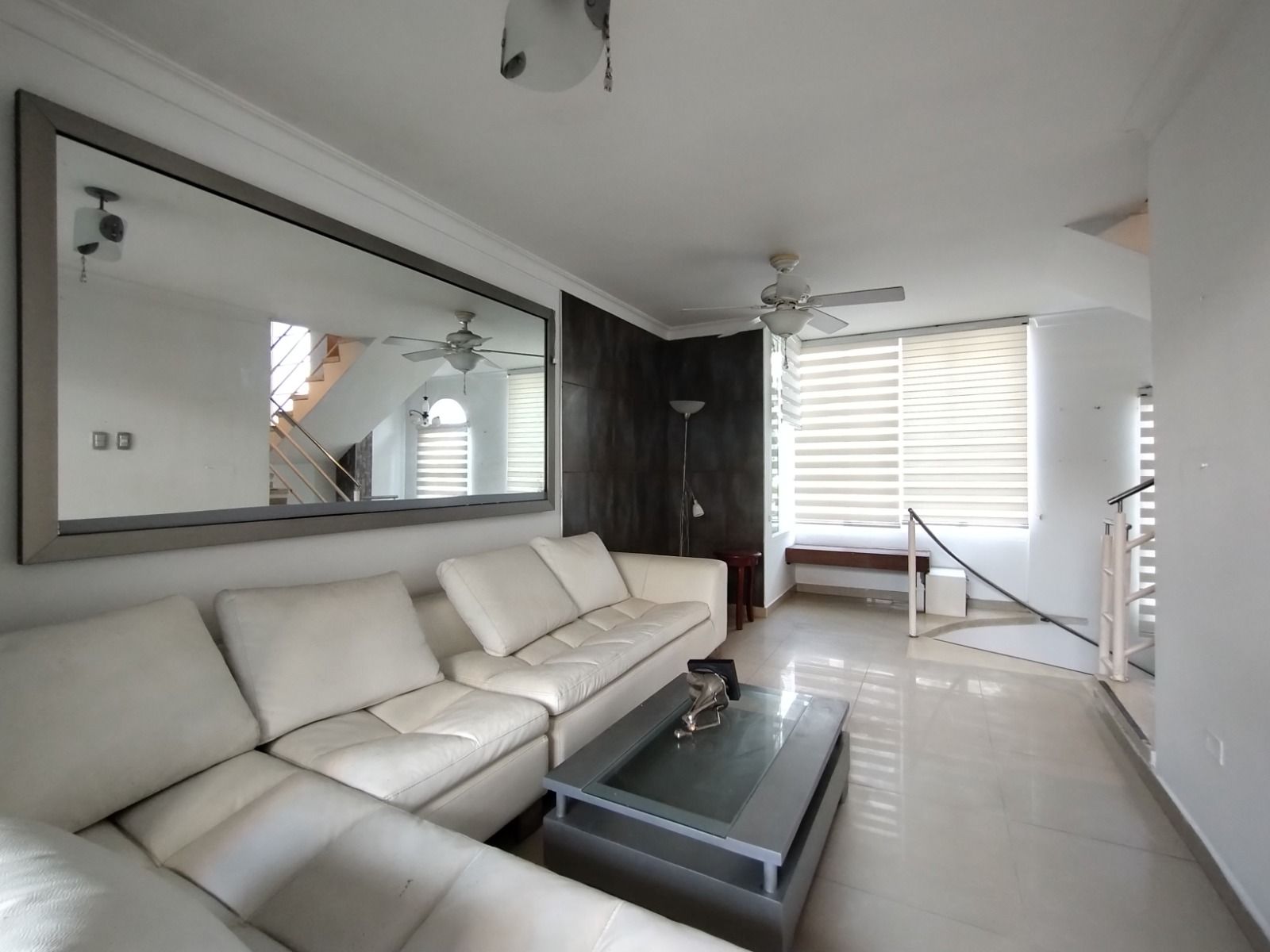 Casa en arriendo Atlántico Barranquilla Villa Santos 215 m2 Habitaciones 3 Baños 3 Garajes 1 Precio $4200000