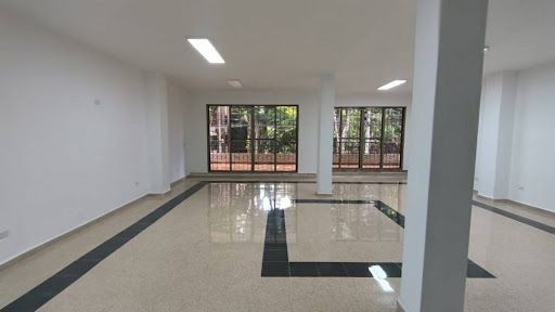 Local en arriendo Antioquia Medellín Suramericana 180 m2 Habitaciones 0 Baños 2 Garajes 0 Precio $7200000