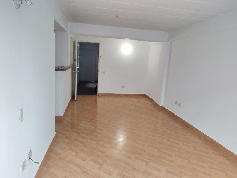 Apartamento en arriendo Antioquia Medellín Santa Rosa De Lima 70 m2 Habitaciones 3 Baños 2 Garajes 1 Precio $2700000