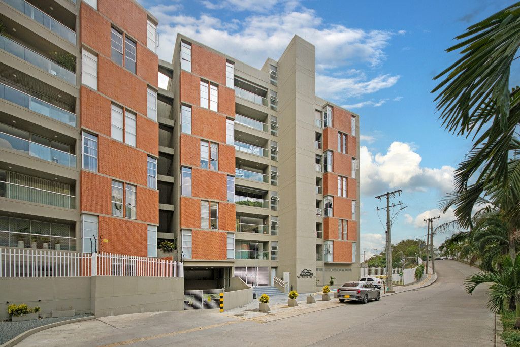 Apartamento en venta Valle Del Cauca Cali Alferez Real 94 m2 Habitaciones 3 Baños 2 Garajes 2 Precio $600000000