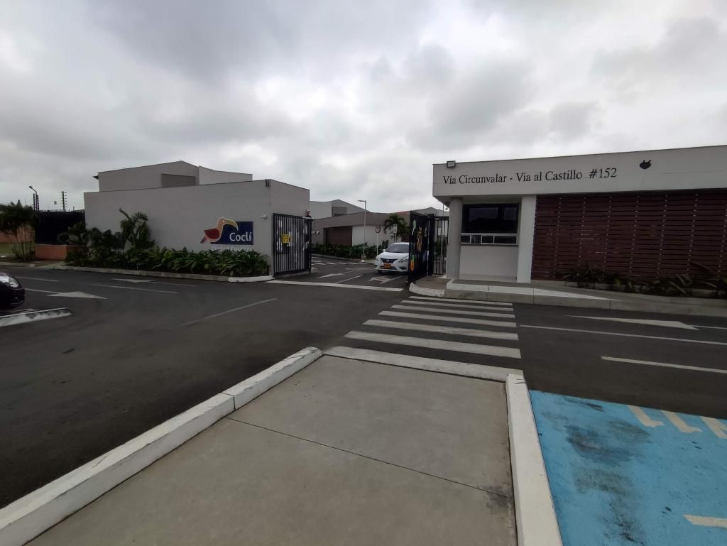 Casa en arriendo Valle Del Cauca Jamundí Cr Jacamar 120 m2 Habitaciones 3 Baños 3 Garajes 1 Precio $1720000