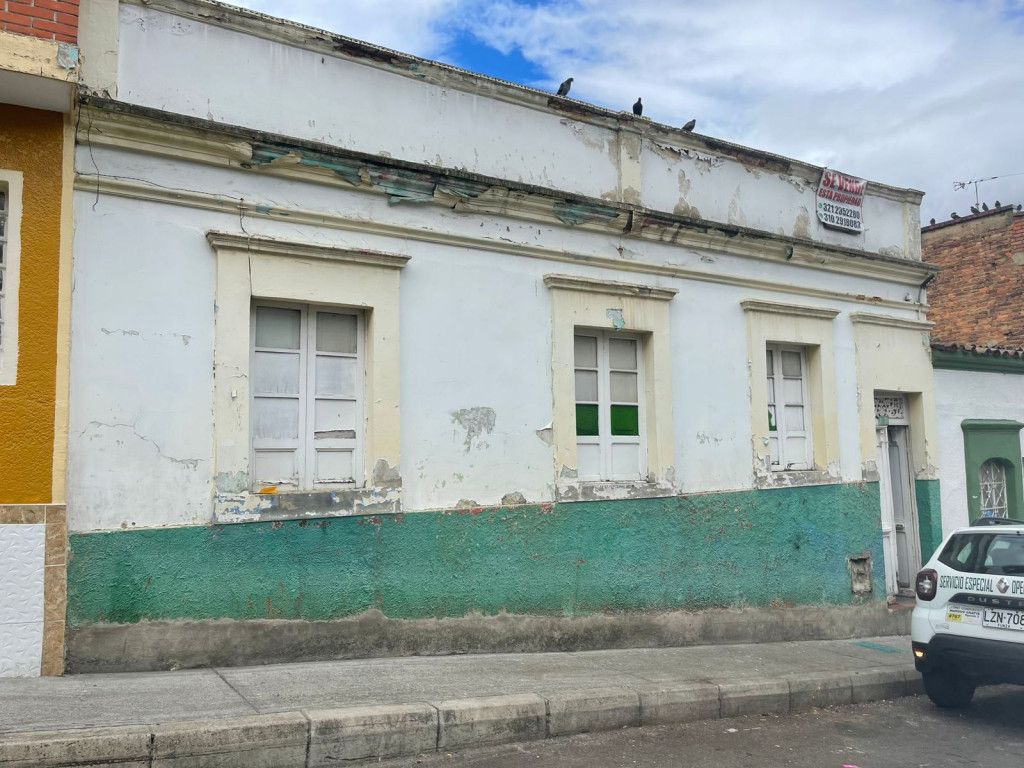 Lote en venta Cundinamarca Bogotá Girardot 0 m2 Habitaciones 0 Baños 0 Garajes 0 Precio $300000000