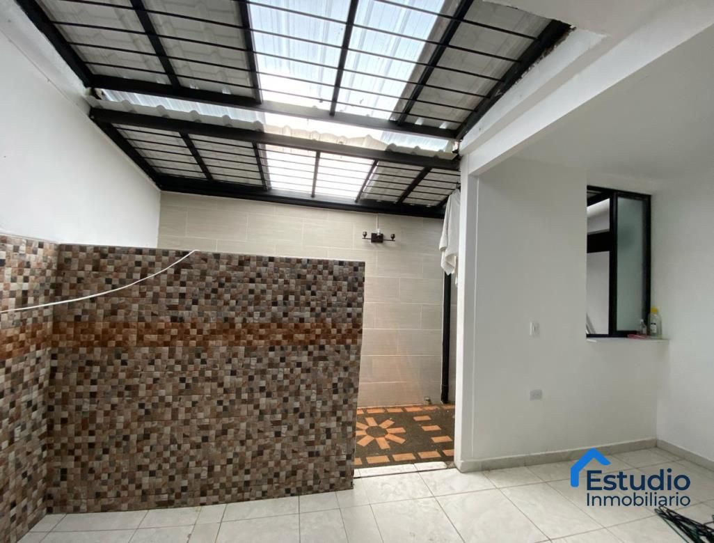 Casa en venta Antioquia Medellín Manrique Central No1 117 m2 Habitaciones 4 Baños 2 Garajes 0 Precio $345000000