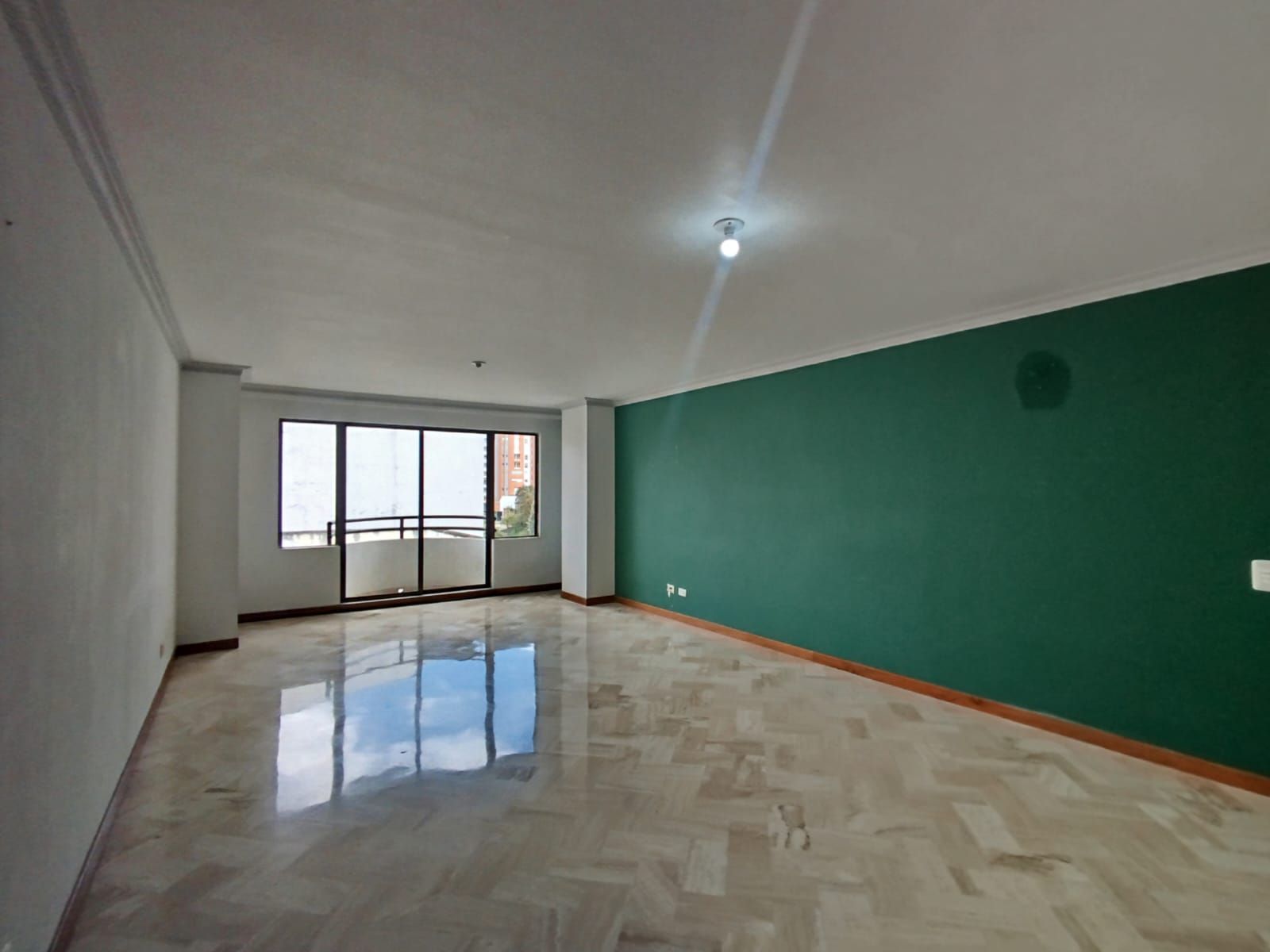 Apartamento en arriendo Risaralda Pereira Pinares Alto 135 m2 Habitaciones 3 Baños 2 Garajes 1 Precio $3600000