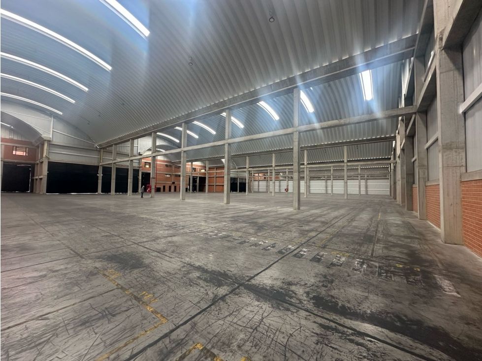 Bodega en arriendo Cundinamarca Tocancipá Tocancipá 3762 m2 Habitaciones 0 Baños 8 Garajes 2 Precio $82764000