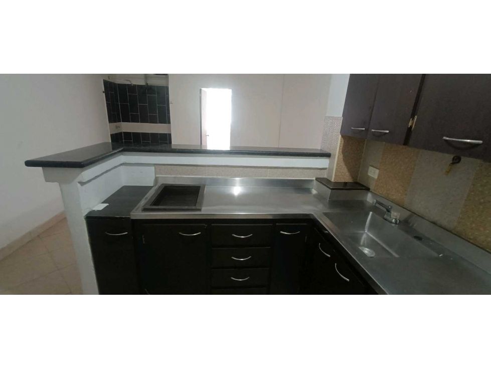 Apartaestudio en arriendo Antioquia Medellín Sucre 30 m2 Habitaciones 1 Baños 1 Garajes 0 Precio $950000