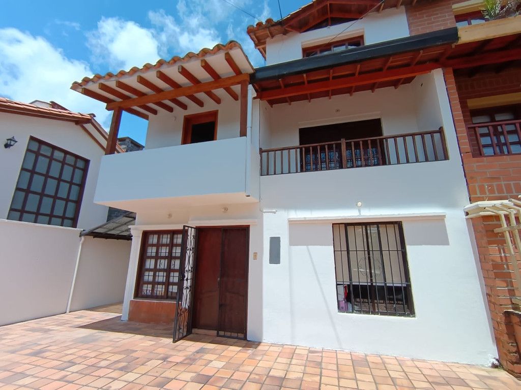 Casa en venta Antioquia Rionegro Rionegro 200 m2 Habitaciones 3 Baños 2 Garajes 1 Precio $730000000
