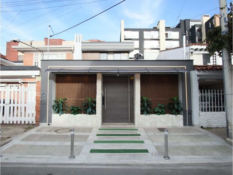 Edificio en venta Cundinamarca Bogotá Santa Barbara Central 400 m2 Habitaciones 12 Baños 10 Garajes 2 Precio $4800000000