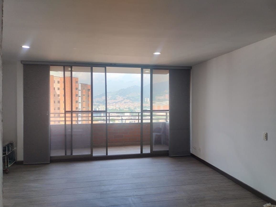 Apartamento en arriendo Antioquia Medellín Bosques De Zuñiga 80 m2 Habitaciones 2 Baños 2 Garajes 1 Precio $4050000