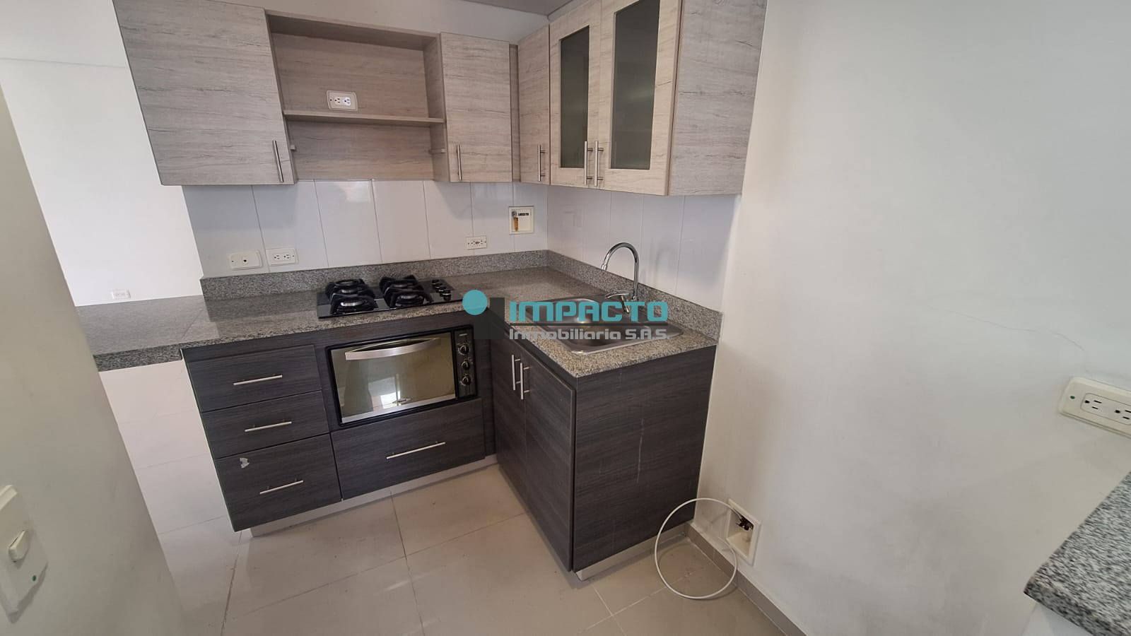Apartamento en arriendo Antioquia Envigado Alto De Misael 78 m2 Habitaciones 2 Baños 2 Garajes 1 Precio $3600000