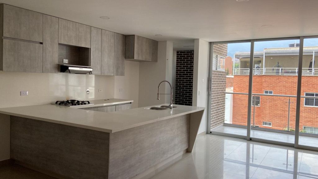 Apartamento en venta Antioquia Medellín Naranjal 115 m2 Habitaciones 3 Baños 2 Garajes 1 Precio $750000000