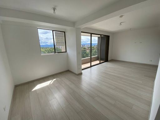 Apartaestudio en arriendo Antioquia Rionegro San Antonio 57 m2 Habitaciones 1 Baños 2 Garajes 1 Precio $2200000
