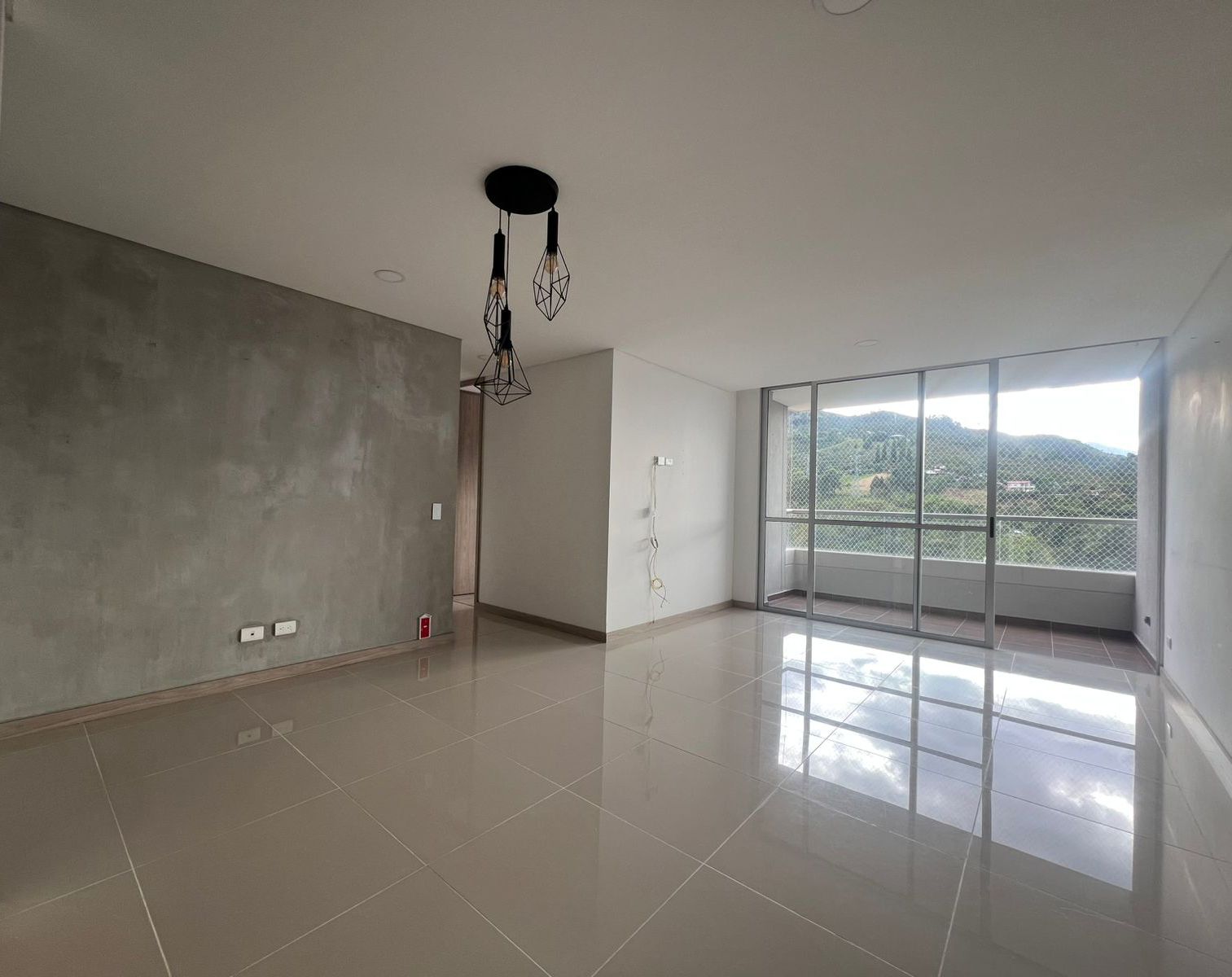Apartamento en venta Antioquia Envigado El Salado 85 m2 Habitaciones 3 Baños 2 Garajes 2 Precio $670000000