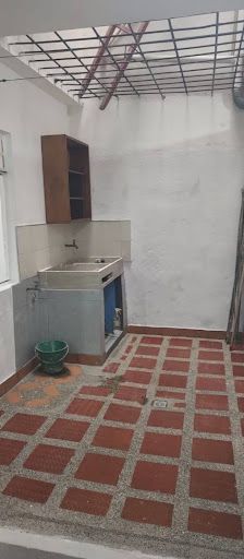 Apartamento en arriendo Antioquia Medellín Santander 97 m2 Habitaciones 3 Baños 1 Garajes 0 Precio $1420000