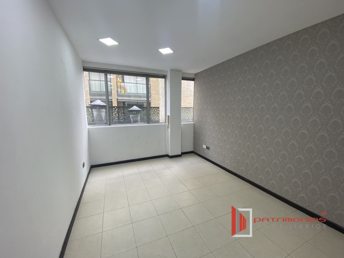 Oficina en arriendo Cundinamarca Bogotá Santa Barbara Occidental 13 m2 Habitaciones 0 Baños 1 Garajes 0 Precio $800000