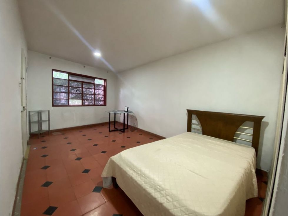 Apartaestudio en arriendo Antioquia Medellín Santa Teresita 18 m2 Habitaciones 1 Baños 1 Garajes 0 Precio $1200000