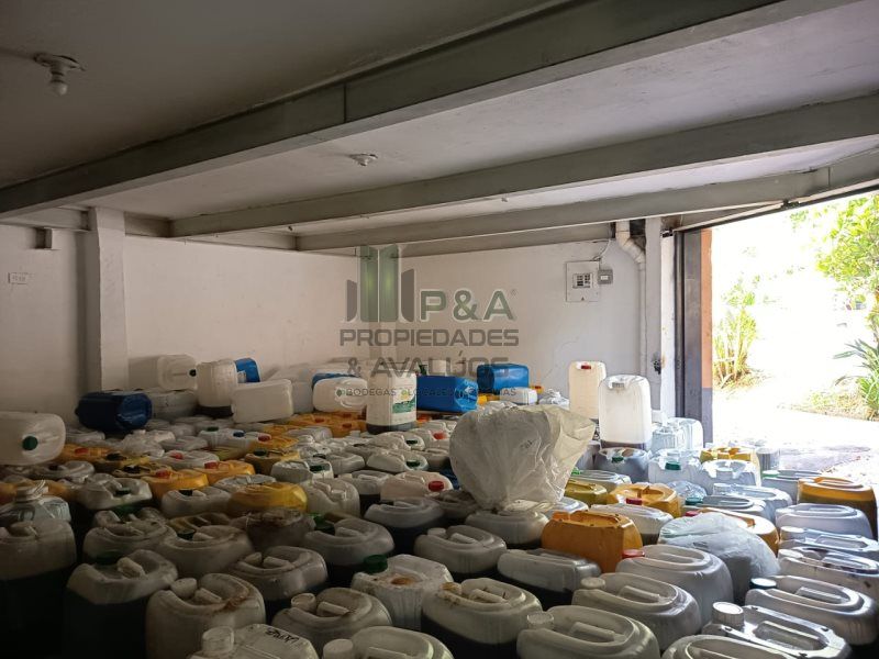 Bodega en arriendo Antioquia Medellín Sevilla 105 m2 Habitaciones 0 Baños 2 Garajes 0 Precio $2600000