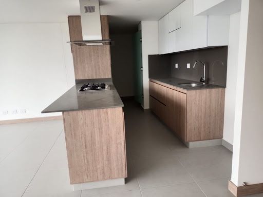 Apartamento en arriendo Antioquia Envigado Trianon 82 m2 Habitaciones 2 Baños 3 Garajes 1 Precio $3500000