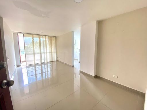 Apartamento en arriendo Antioquia Envigado La Pradera 74 m2 Habitaciones 3 Baños 2 Garajes 1 Precio $3700000