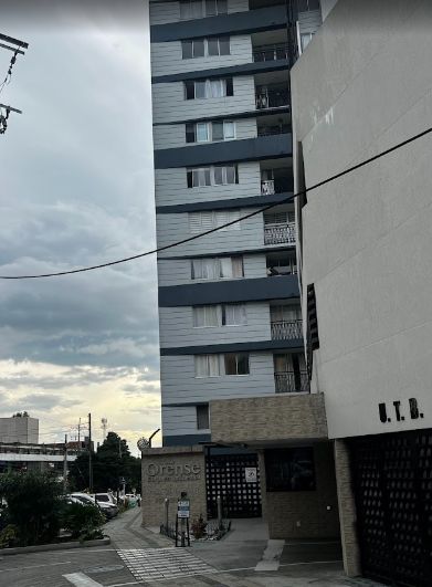 Inmuebles en Remate Apartamento en venta Quindío Armenia Cr Torres De Orense 55 m2 Habitaciones 3 Baños 2 Garajes 0 Precio $173000000