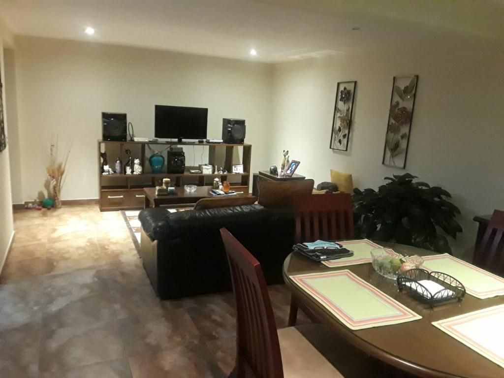 Casa en venta Cundinamarca Bogotá Polo Club 229 m2 Habitaciones 4 Baños 4 Garajes 4 Precio $1100000000