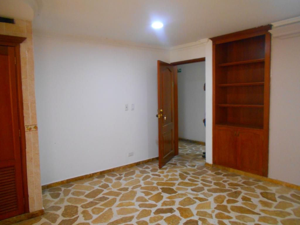 Apartaestudio en arriendo Valle Del Cauca Cali El Ingenio 44 m2 Habitaciones 1 Baños 1 Garajes 1 Precio $1300000