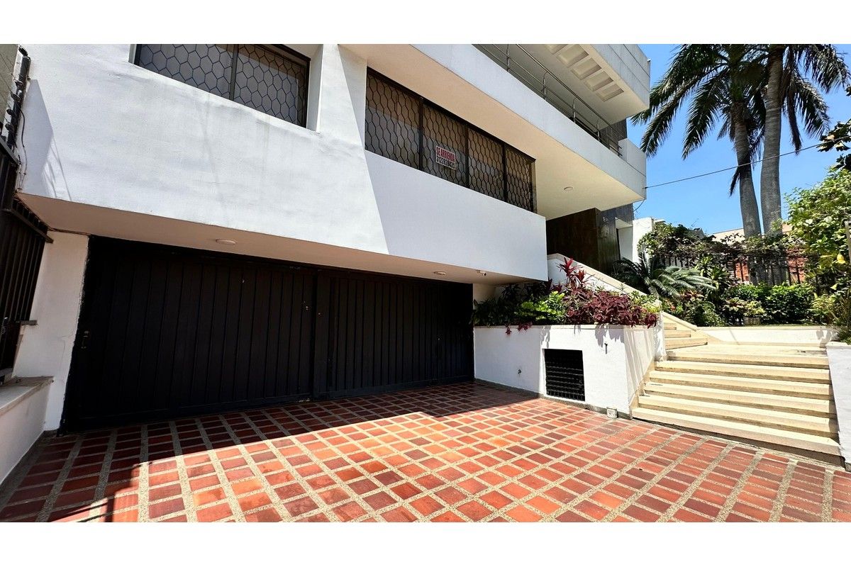 Casa en arriendo Atlántico Barranquilla La Cumbre 520 m2 Habitaciones 6 Baños 6 Garajes 4 Precio $15000000