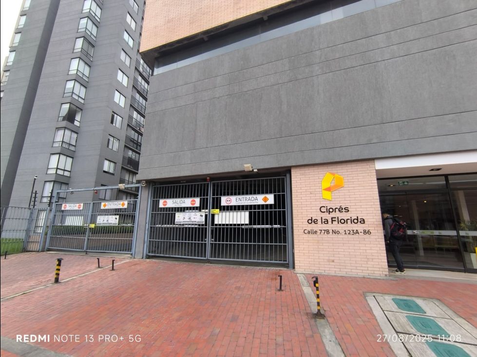 Apartamento en venta Cundinamarca Bogotá El Dorado 98 m2 Habitaciones 3 Baños 3 Garajes 1 Precio $515000000