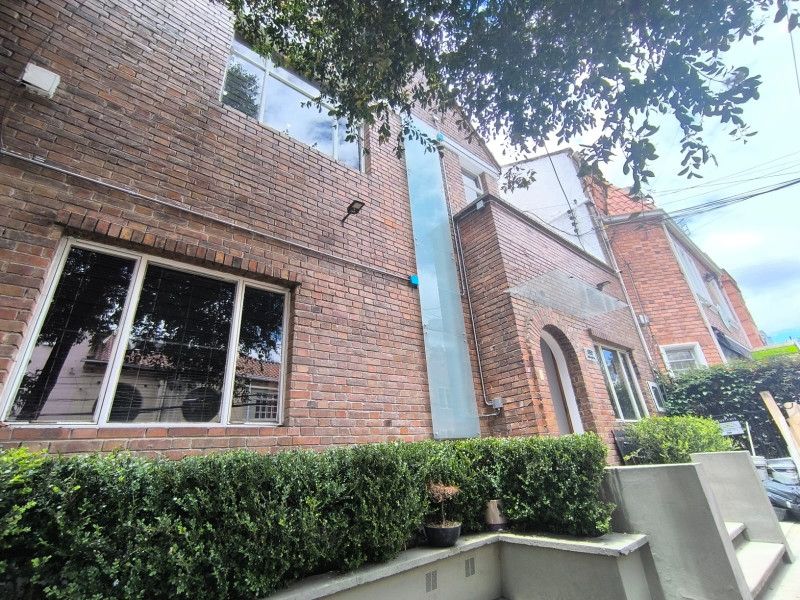 Casa en venta Cundinamarca Bogotá Emaus 202 m2 Habitaciones 5 Baños 4 Garajes 1 Precio $2000000000