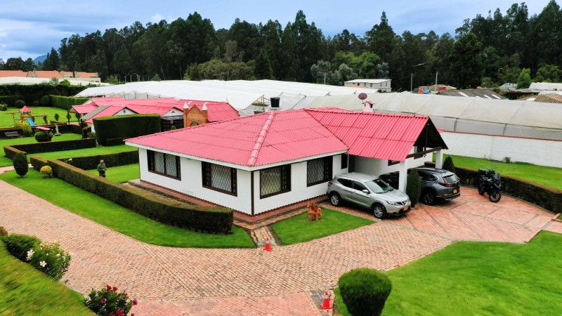 Finca en venta Cundinamarca Chía Chia 532 m2 Habitaciones 4 Baños 2 Garajes 20 Precio $3200000000